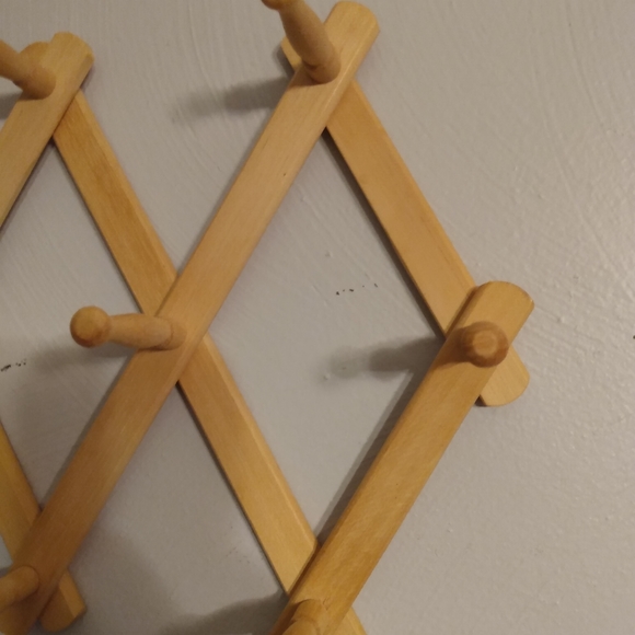 Nevco Oak accordion 10 peg rack - Picture 4 of 8